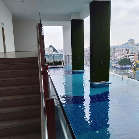 #4 Summer Studio - One South Seri Kembangan Luaran gambar