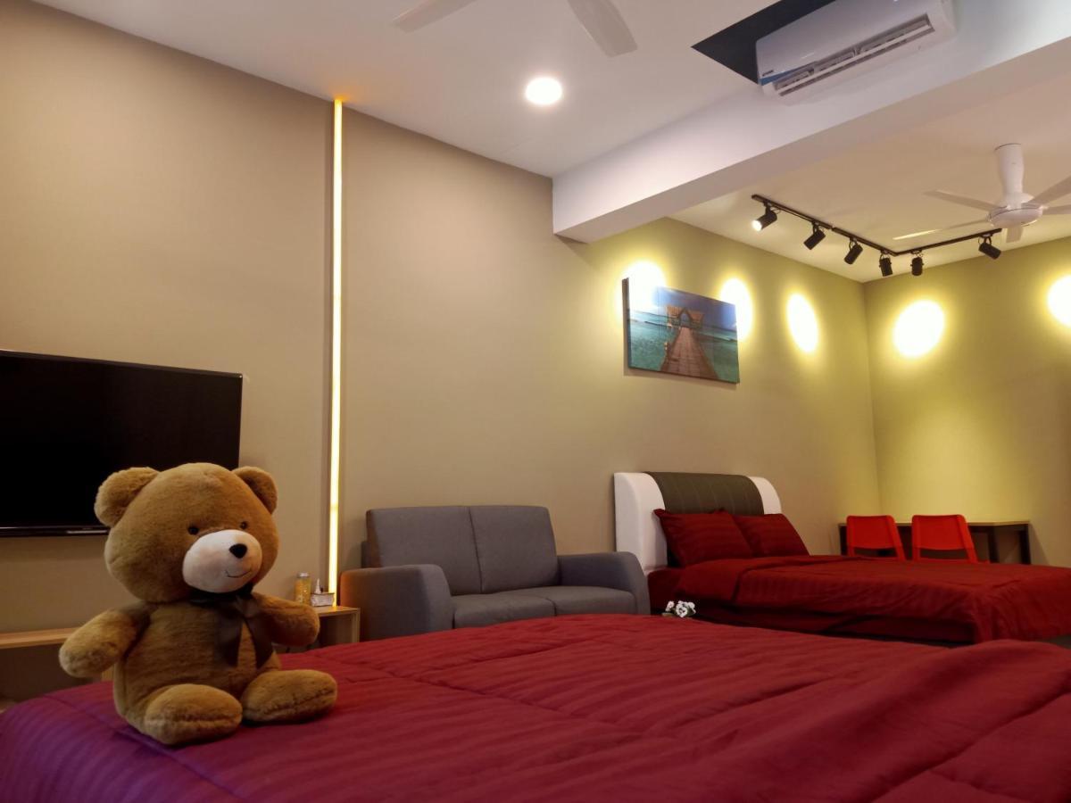 #4 Summer Studio - One South Seri Kembangan Luaran gambar