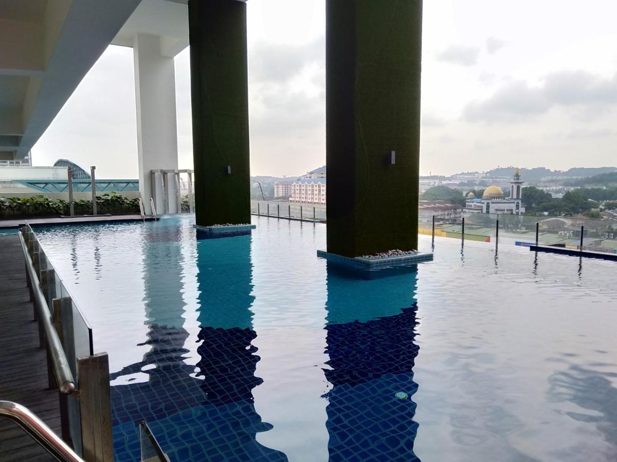 #4 Summer Studio - One South Seri Kembangan Luaran gambar