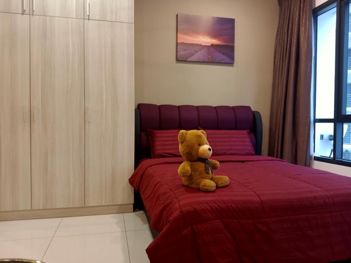 #4 Summer Studio - One South Seri Kembangan Luaran gambar