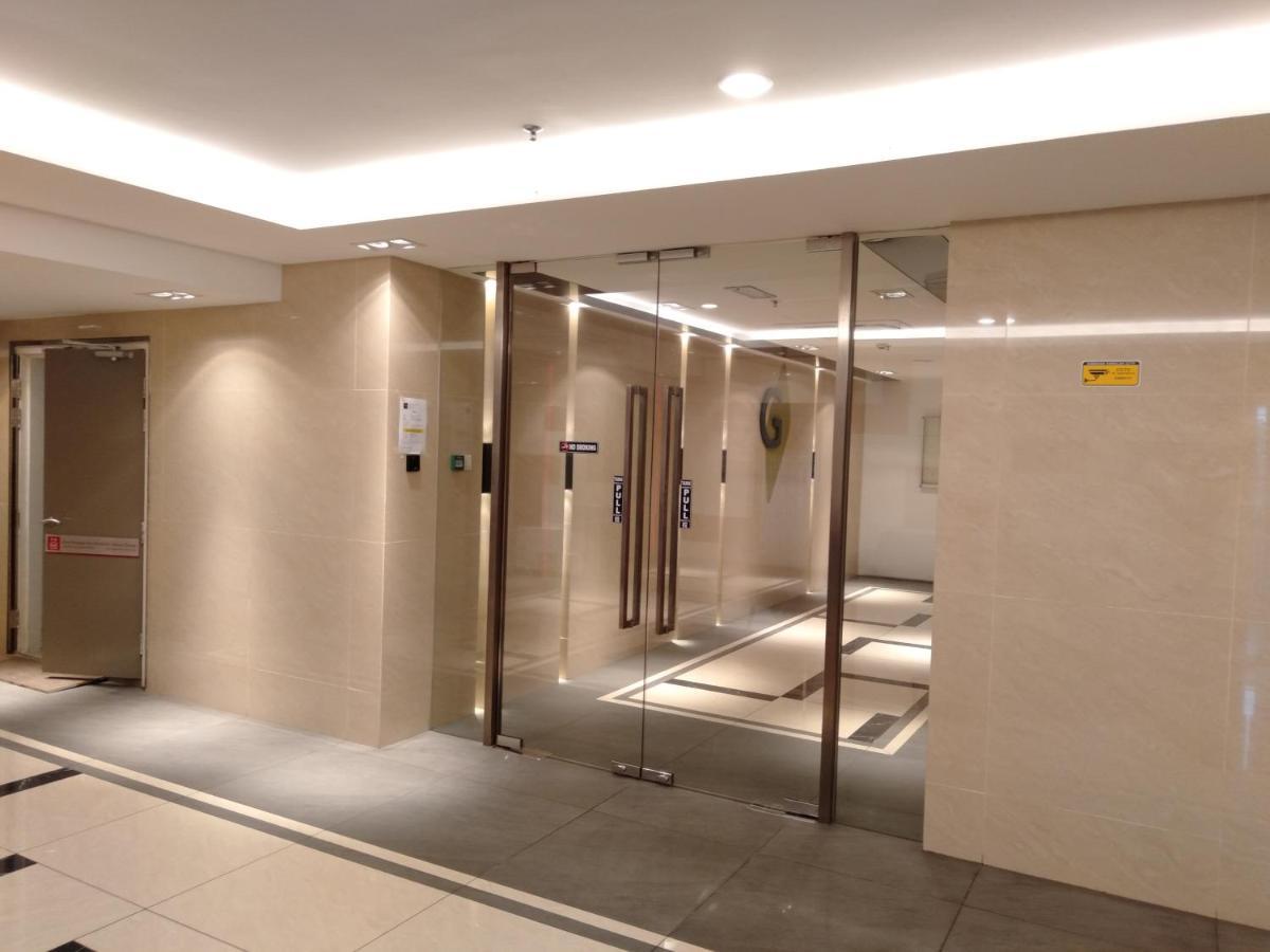 #4 Summer Studio - One South Seri Kembangan Luaran gambar