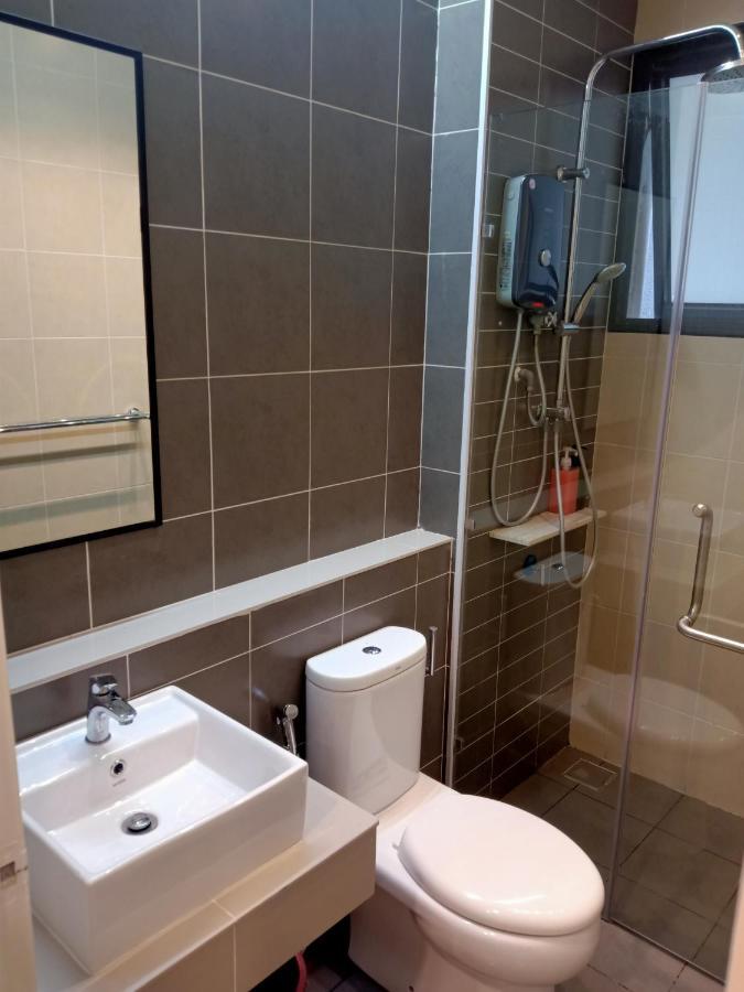 #4 Summer Studio - One South Seri Kembangan Luaran gambar