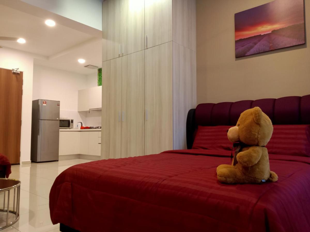 #4 Summer Studio - One South Seri Kembangan Luaran gambar